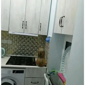 30mkr 1 etaj 1komnat 2 edilen