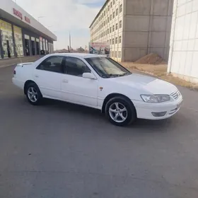 Toyota Camry 2000