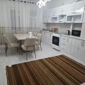 Сдается люкс полуэлитка!