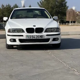 BMW E39 2000
