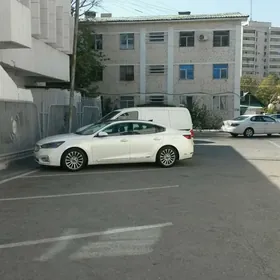 Ылхам Аллея Ким р-н 4-х.к.кв.