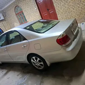 Toyota Camry 2005