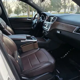 Mercedes-Benz ML350 2014