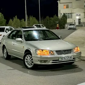 Toyota Camry 2001