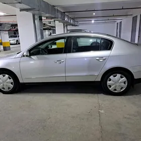 Volkswagen Passat 2008