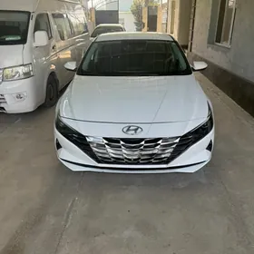 Hyundai Elantra 2021