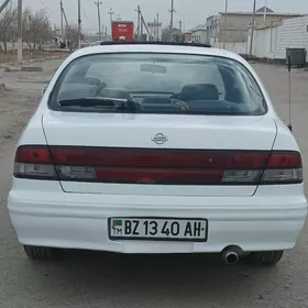 Nissan Cefiro 1994