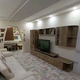 Gurtly 2023 1etaz 4kom