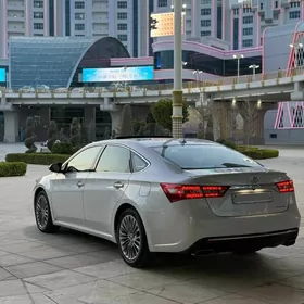 Toyota Avalon 2017