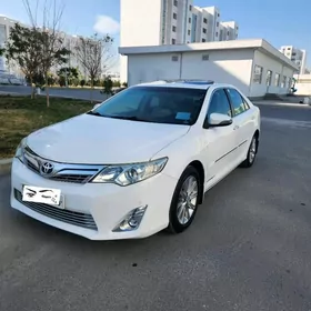 Toyota Camry 2012