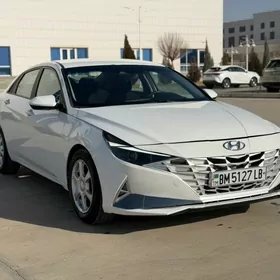 Hyundai Elantra 2021