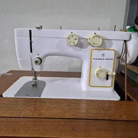 швейная машинка