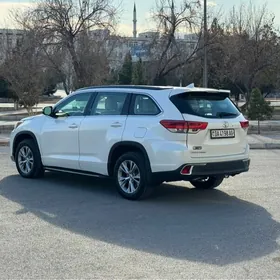 Toyota Highlander 2018