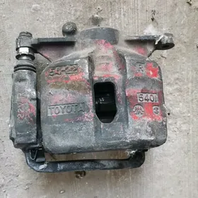 support gerek corolla 2000