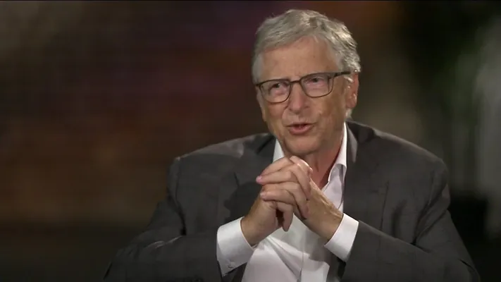 Bill Geýts emeli aňyň howplary hakynda täze esse ýazdy