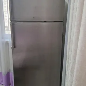 holodilnik. холодильник