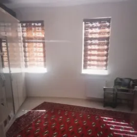 центр 2 комнат высоко потолок