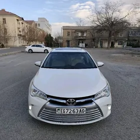 Toyota Camry 2015