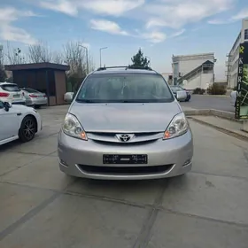 Toyota Sienna 2009