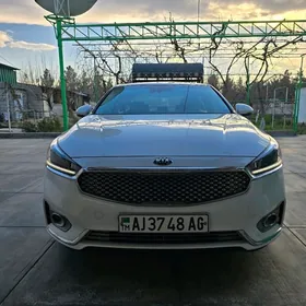 Kia Cadenza 2017