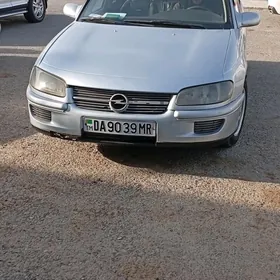Opel Omega 1997
