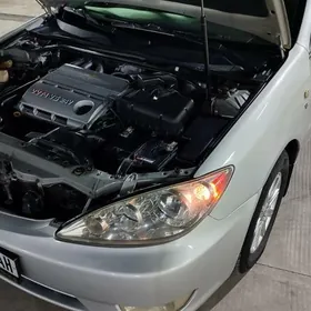 Toyota Camry 2005