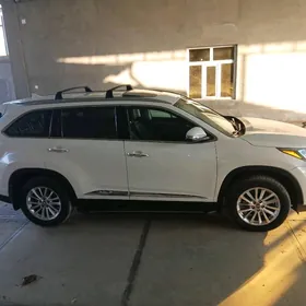Toyota Highlander 2019