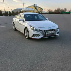 Hyundai Elantra 2021