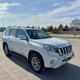 Toyota Land Cruiser Prado 2014
