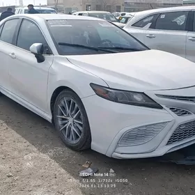 Toyota Camry 2023