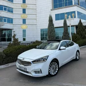 Kia Cadenza 2018