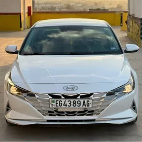 Hyundai Elantra 2021