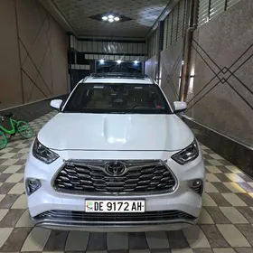 Toyota Highlander 2022