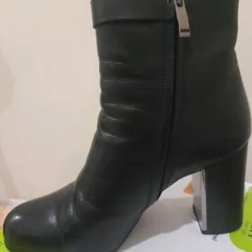 Продам босоножки!