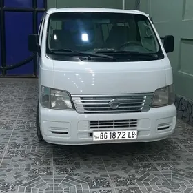 Nissan Urvan 2005