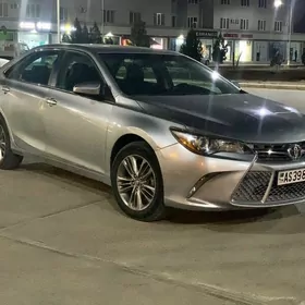 Toyota Camry 2016