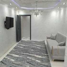 Eyesinden Gyssagly 11mkr 2kom