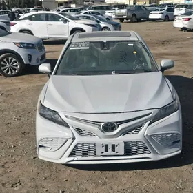 Toyota Camry 2022