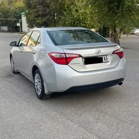 Toyota Corolla 2014