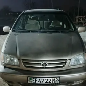 Toyota Sienna 2000