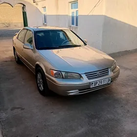 Toyota Camry 1998