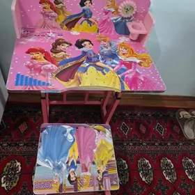 Стол и стул