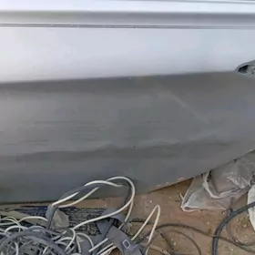 Hundaŷ sanataň gapysy.