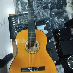 TOÝ APARAT KLASIKA GITARA