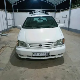 Toyota Sienna 2003