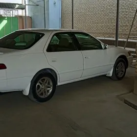 Toyota Camry 1998