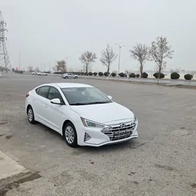 Hyundai Elantra 2020