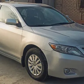 Toyota Camry 2010