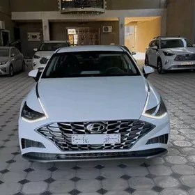 Hyundai Sonata 2021