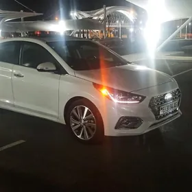 Hyundai Accent 2022